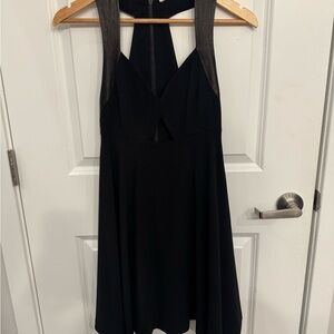 Alice + Olivia Elegant Black Sleeveless Dress w Leather Trim